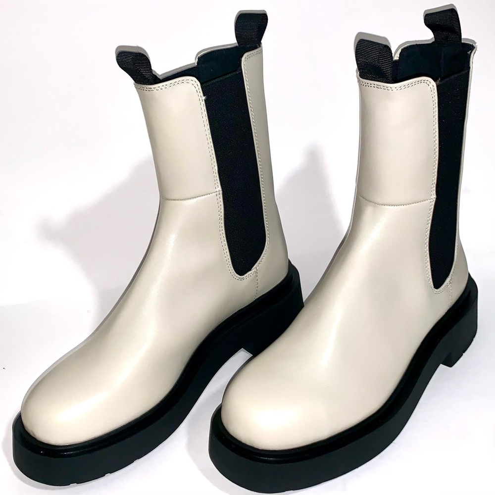 Platform Chelsea Boot